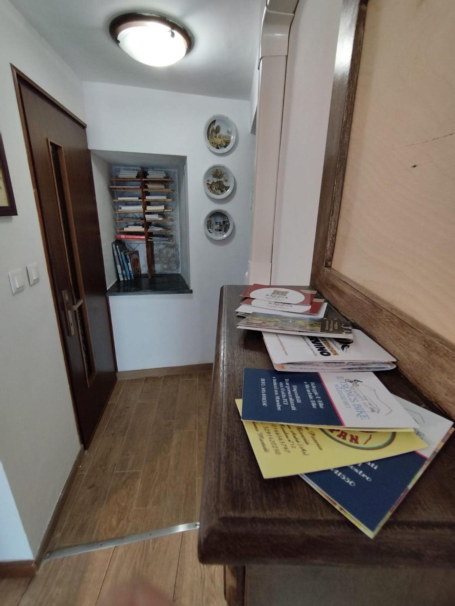 Hameau Gubioche, Casa Vacanze Chambave Ruang foto